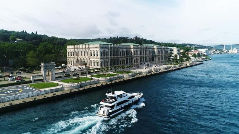 Istanbul: Private Bosphorus Breakfast Cruise on Luxury Yacht - Exploring the Experience: A Detailed Look at the Bosphorus Breakfast Cruise