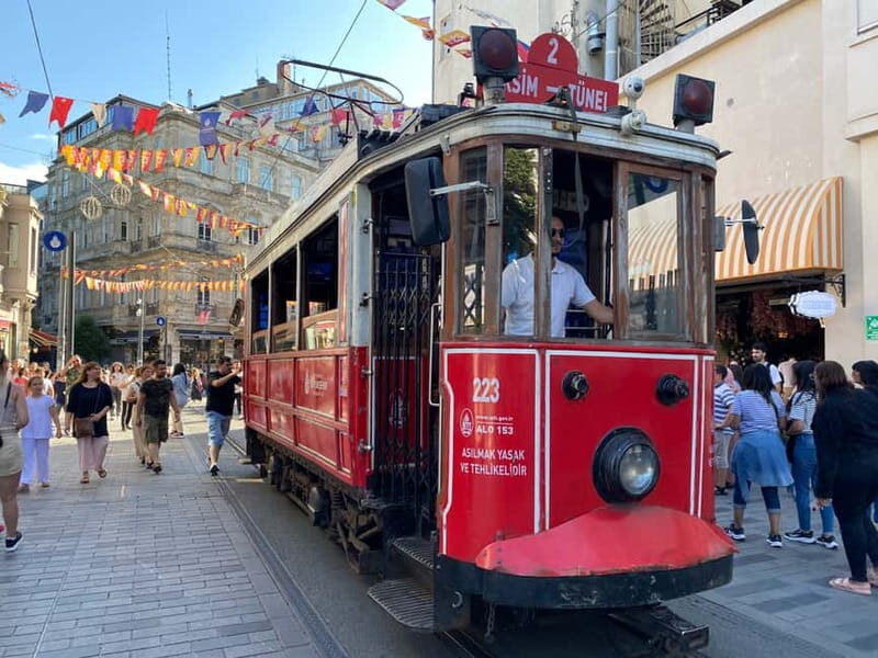 Istanbul: Private Food and City Tour with a Local Host - Exploring the Heart of Istanbul: A Deep Dive