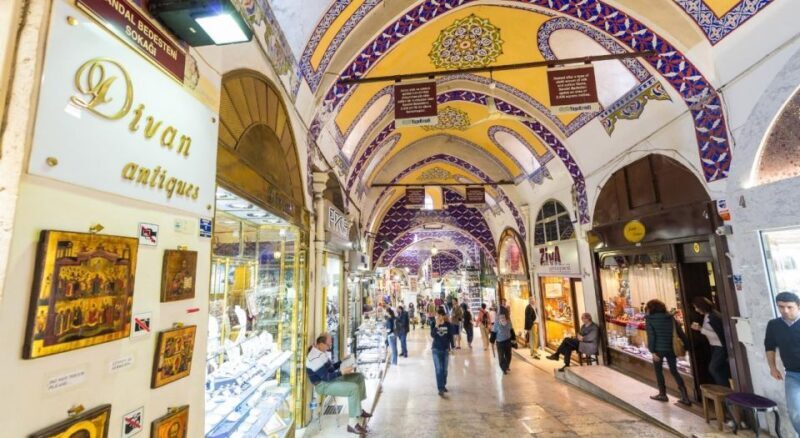 Istanbul: Private Guided Walking Tour - Who Should Book This Tour?