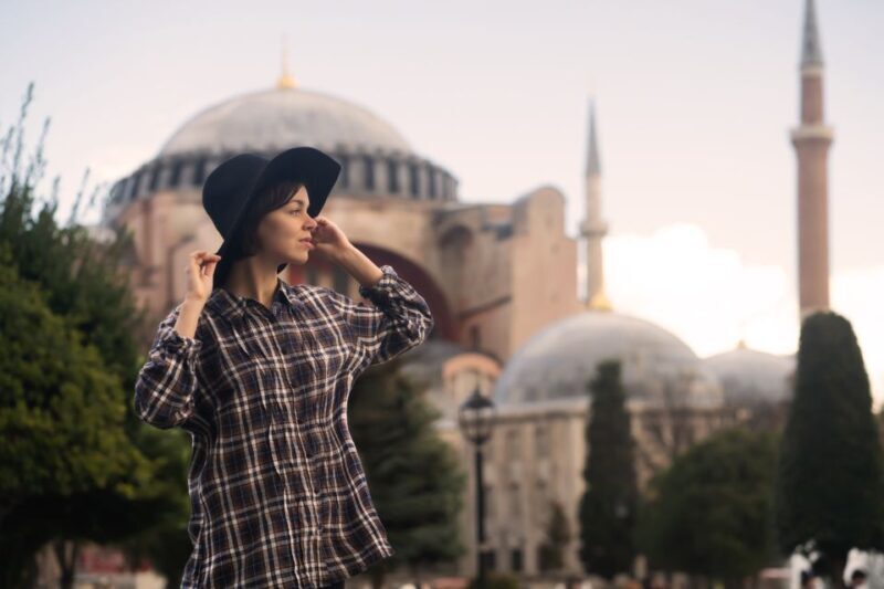 Istanbul: Private photoshoot at Hagia Sophia&Blue Mosque - Exploring the Experience in Detail