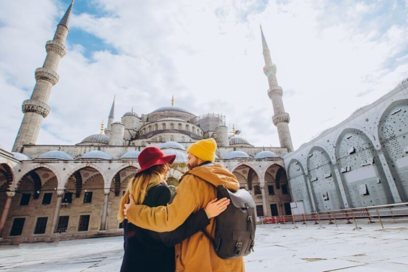 Istanbul: Private photoshoot at Hagia Sophia&Blue Mosque - Why This Tour Works Well for Travelers
