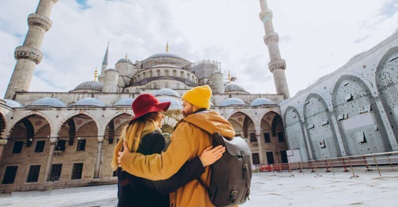 Istanbul: Private photoshoot at Hagia Sophia&Blue Mosque - FAQ