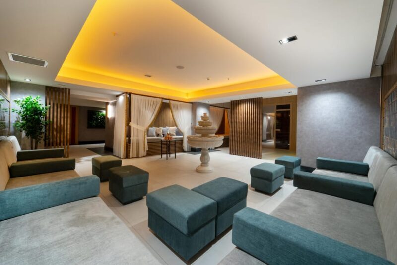 Istanbul: Public, Private or VIP Hammam & Spa in Old City - Who Will Love This Experience?