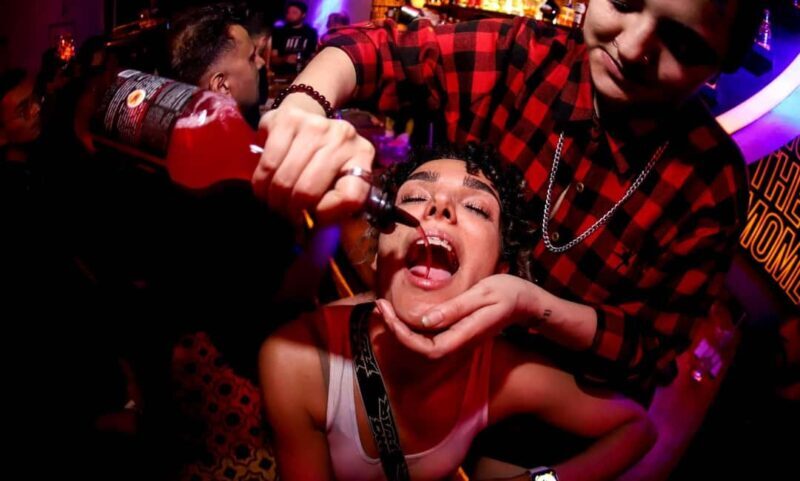 Istanbul: Rooftop Clubs Crawl with Shots, Games & Party Bus - A Full Breakdown of the Istanbul Rooftop Clubs Crawl