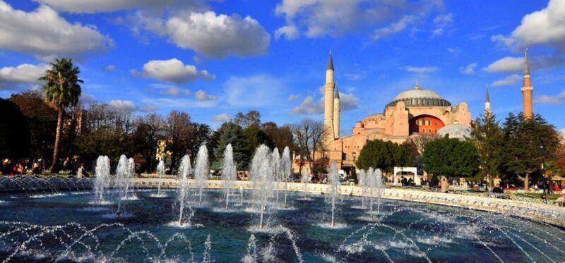 Istanbul: Topkapi, Hagia Sophia and Basilica Cistern Tour - Key Points
