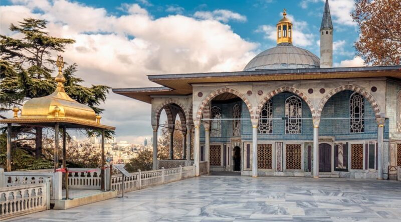 Istanbul: Topkapi Palace Skip-the-Line Ticket & Guided Tour - Key Points