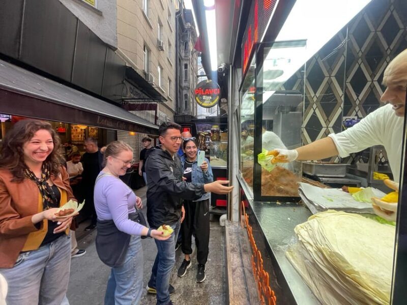 Istanbul: Traditional Turkish Dinner and Dervish Experience - A Deep Dive into the Experience