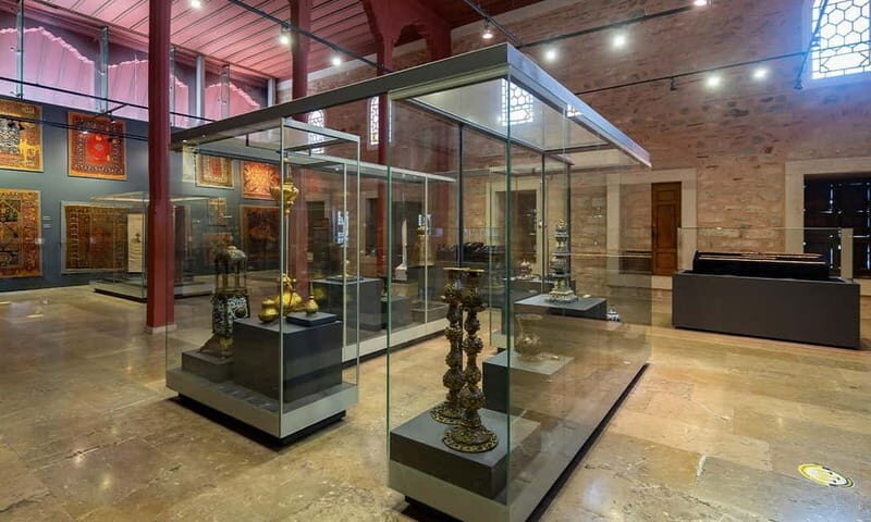 Istanbul: Turkish and Islamic Arts Museum Fast-Track Entry - A Detailed Look at the Turkish and Islamic Arts Museum Experience
