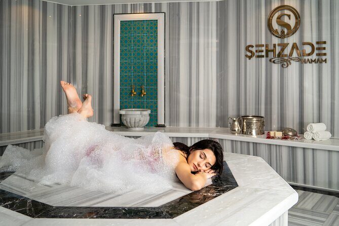 Istanbul Turkish Bath and Massage in Old City with Private Option - Key Points