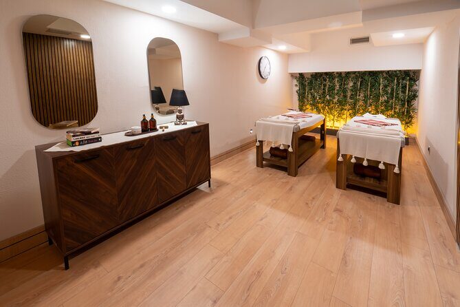 Istanbul Turkish Bath and Massage in Old City with Private Option - Value and Practicalities