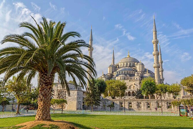 Istanbul Walking Tour with Audioguide on Your Smartphone - Exploring the Itinerary: A Step-by-Step Walk Through Istanbul’s Gems