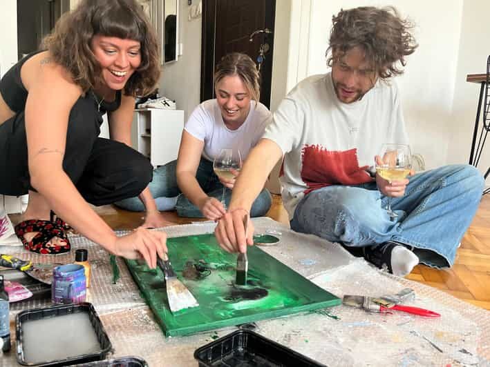 Istanbul: Wine and Paint Workshop with Turkish Fabrics - Key Points