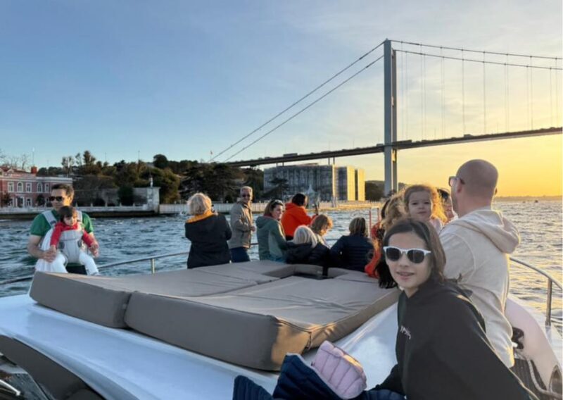 Istanbul:Golden Horn&Bosphorus Sunset Cruise on Luxury Yacht - What’s Included and What to Budget For