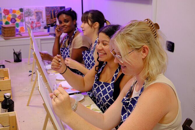 Italian Paint and Wine Experience, Tipsy art class in Rome - Key Points
