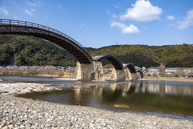 Iwakuni Day Trip from Hiroshima: Private Car to Kintaikyo Bridge - Exploring Iwakuni: What Makes This Tour Special?