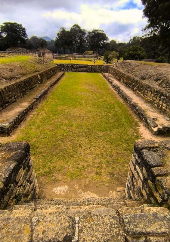 Iximché: Archaeological Site from Guatemala City - Iximché: Archaeological Site from Guatemala City