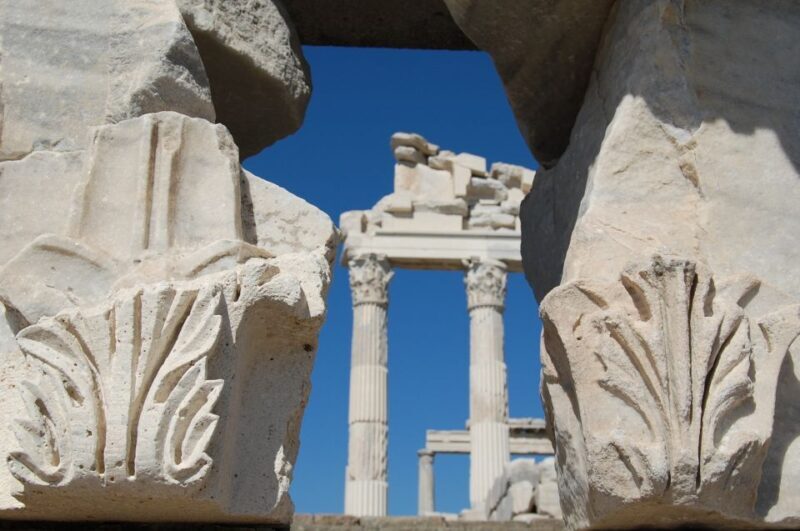Izmir: Pergamum Tour with Private Guide & Van - Exploring Turkey’s Ancient Marvels: Pergamum and Asclepion from Izmir