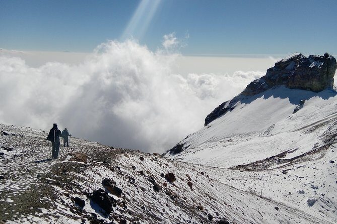 Iztaccihuatl Volcano Climb - An In-Depth Look at the Iztaccihuatl Volcano Climb Experience
