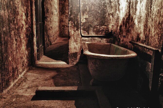 J Ward Lunatic Asylum Ghost Tour - Who Will Love This Tour?
