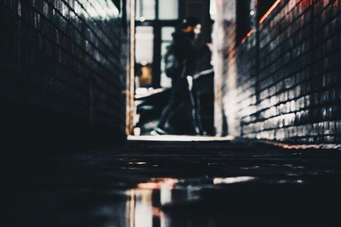 Jack the Ripper Tour and Underground Prison - Who Is This Tour Best For?