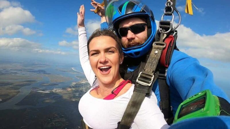 Jacksonville: Tandem Skydiving Experience - Considerations and Drawbacks