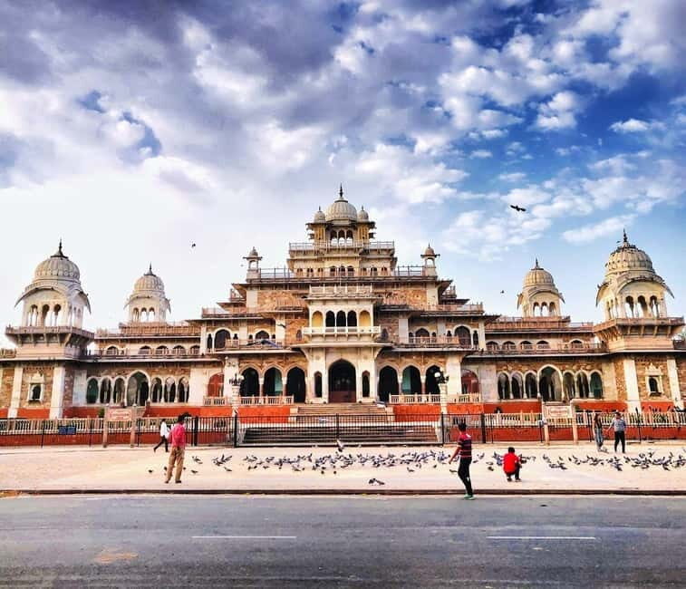 Jaipur: 2-Day Tour with Must-See Landmarks & Sunset Views - Exploring Jaipur in Two Days: A Practical Guide