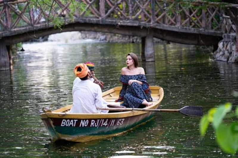 Jaipur Chokhi Dhani Village Dinner with Transfers with guide - Key Points