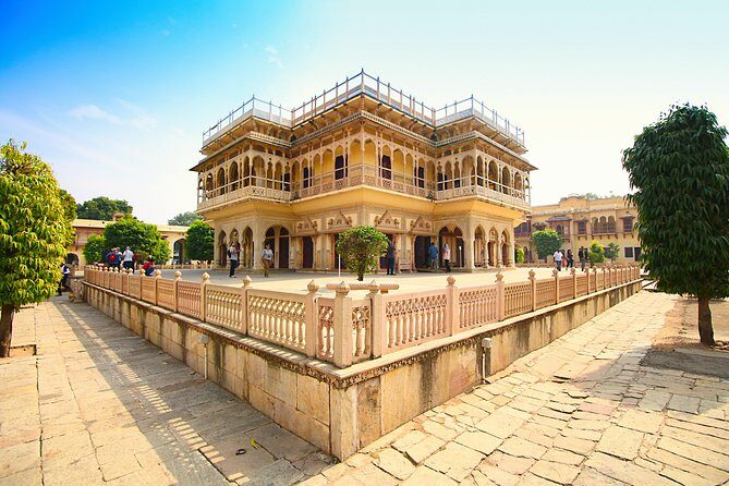Jaipur City Palace, Hawa Mahal & Jantar Mantar Private Tour - The Sum Up