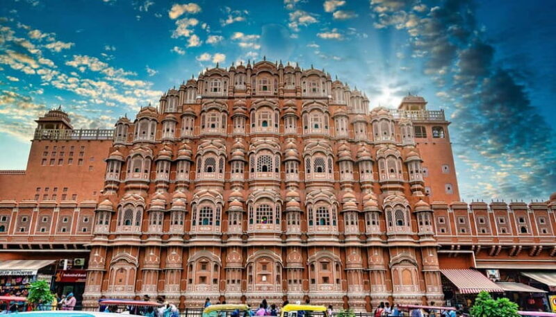 Jaipur: City Tour Full-Day Sightseeing with Guide - Water and Architecture: Jal Mahal and Gatore Ki Chhatriyan