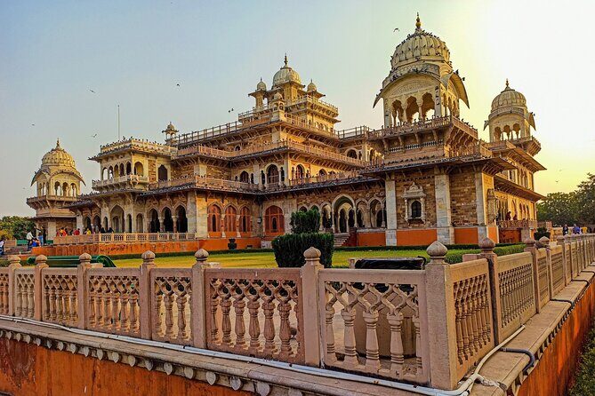 Jaipur City Tour with a Guide and a Visit to the Monkey Temple - FAQs