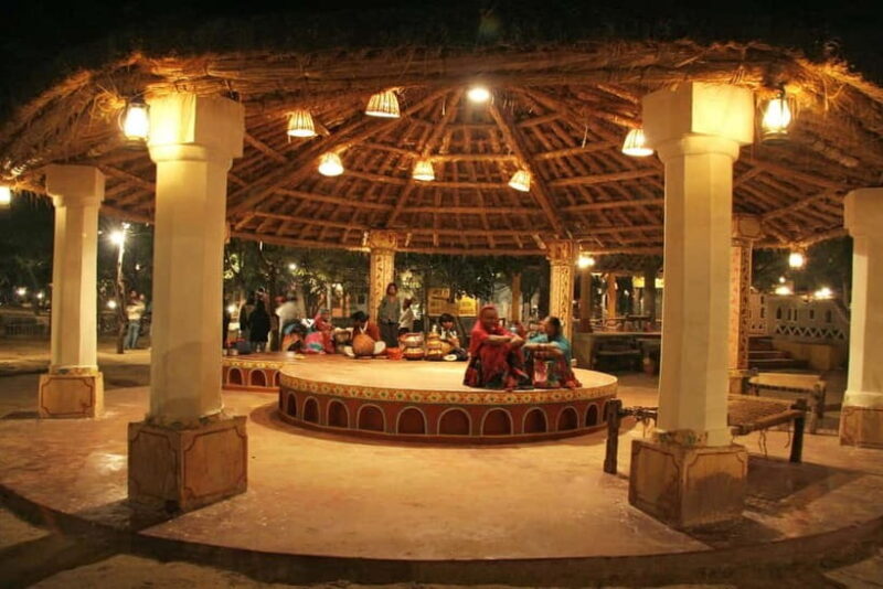 Jaipur: Cultural Evening Tour & Dinner at Chokhi Dhani - FAQs