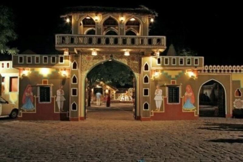 Jaipur Evening Tour Chokhi Dhani village culture with dinner - Who Should Consider This Tour?