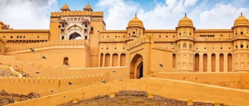 Jaipur: Full-Day Sightseeing Tour By Car with Guide - Royal Gaitor Tumbas and Final Stops