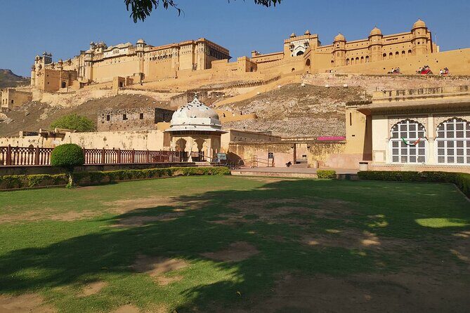 Jaipur Guided Day Trip By Car - Key Points