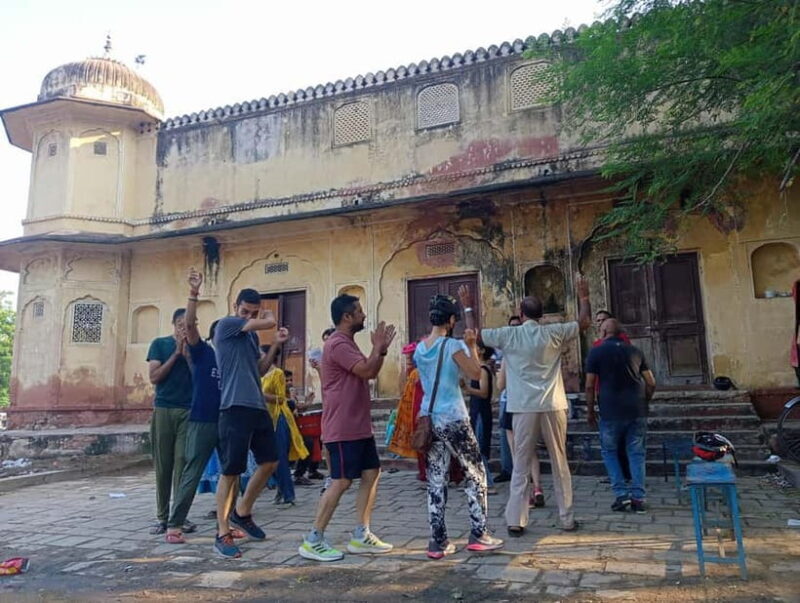 Jaipur: Guided Morning Bicycle Tour with Food Tasting - Key Points