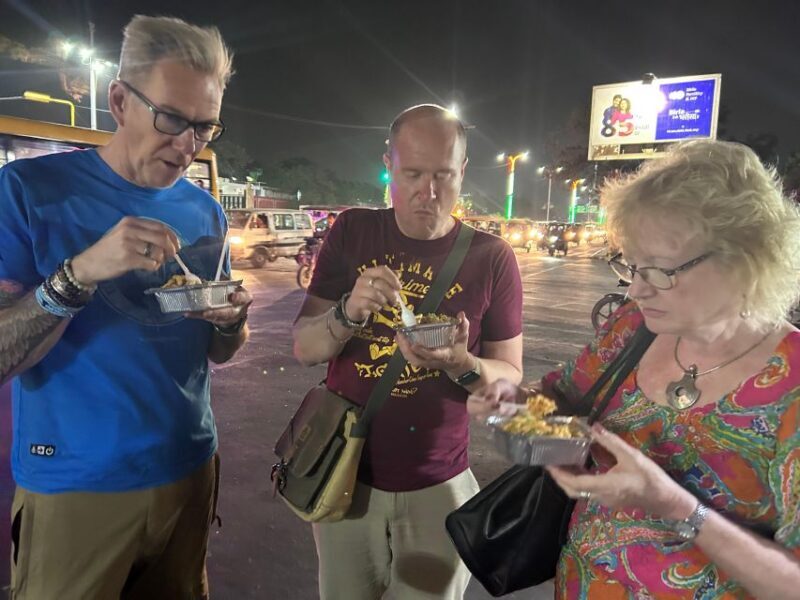 Jaipur: Guided Night Tour With Optional Food Tasting - Key Points