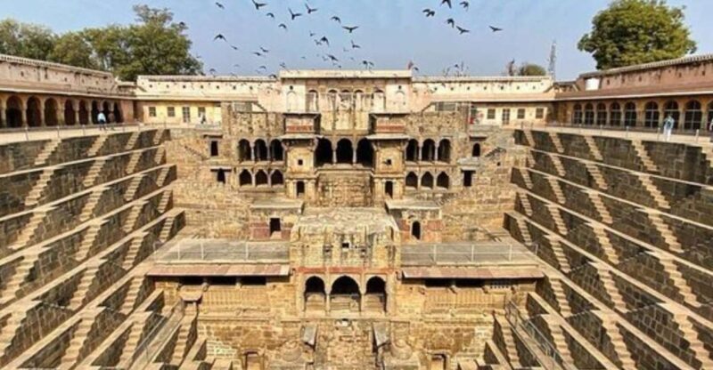 Jaipur: Haunted Bhangarh Fort and Abhaneri Stepwell Day Trip - Key Points