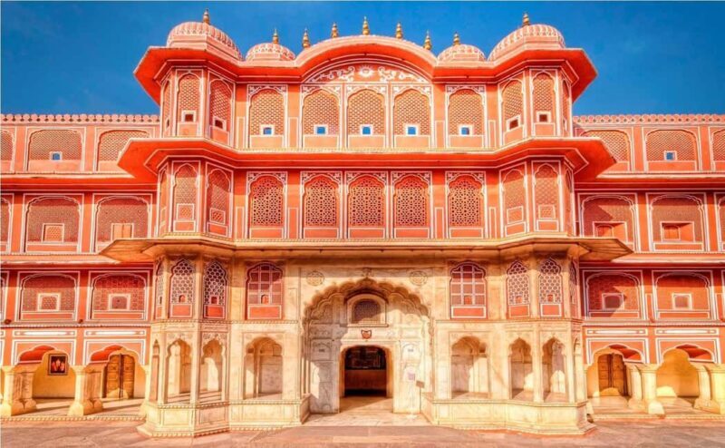 Jaipur: Hawa Mahal and Jantar Mantar Tour with Lunch - Key Points