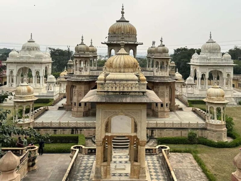 Jaipur: Heritage Forts & Palaces Tour with Monkey Temple - Exploring Jaipur’s Royal Heritage: City Palace & Hawa Mahal