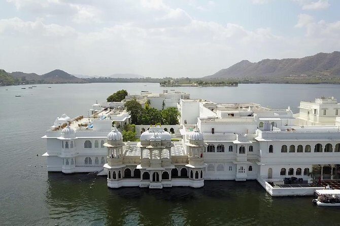 Jaipur: Jaipur City Day tour with Guide by car - Why This Tour Works Well