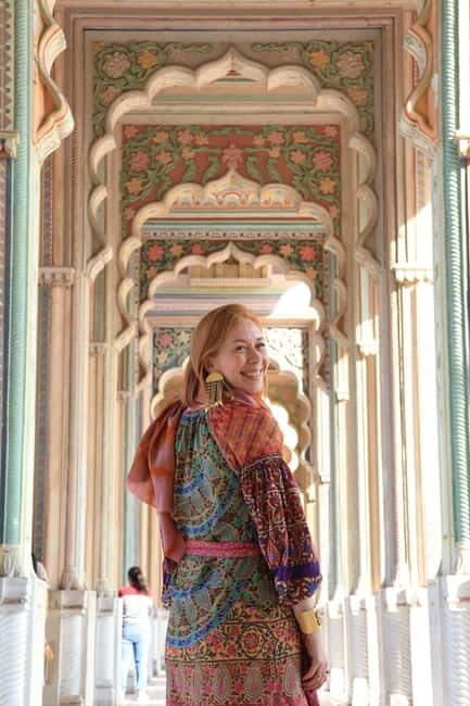 Jaipur: Patrika Gate Professional Photoshoot with Local - How to Make the Most of Your Photoshoot