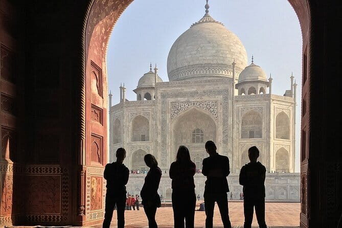 Jaipur to Agra Day Trip with Fatehpur Sikri and Abhaneri Stops - Key Points