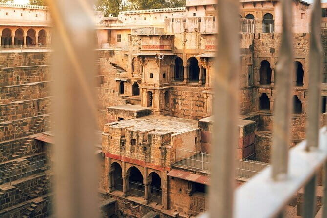 Jaipur to Agra Day Trip with Fatehpur Sikri and Abhaneri Stops - A Detailed Look at the Itinerary