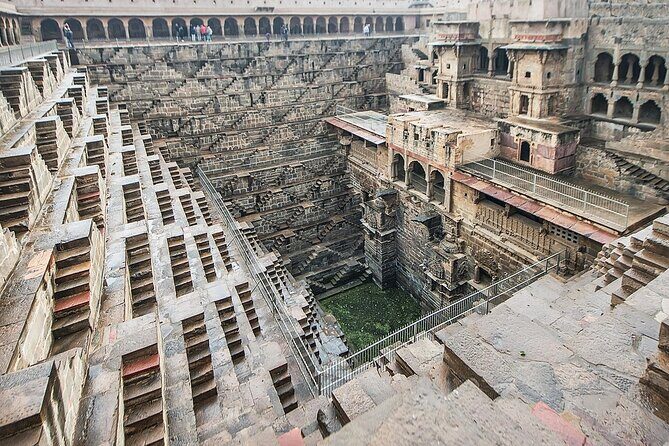 Jaipur to Agra Transfer via Abhaneri Step Well & Fatehpur Sikri - Who This Tour Is Best For