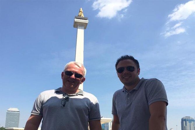 Jakarta Private Tour With Guide and Lunch - Who Should Consider This Tour?