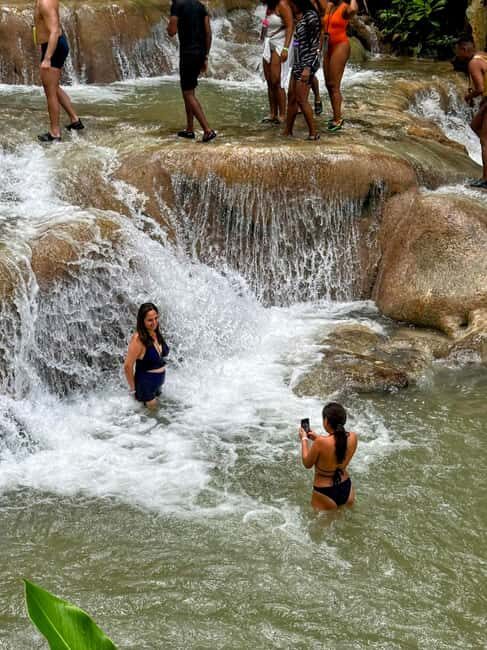 Jamaica Dunn's River Falls guided tour from Ocho Rios hotels - FAQ