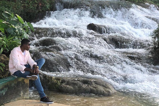 Jamaica Martha Brae River Rafting/Dunns River Falls Private Tour - FAQ