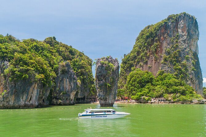 James Bond Island by Speedboat and Canoe at Hong Island - Key Points