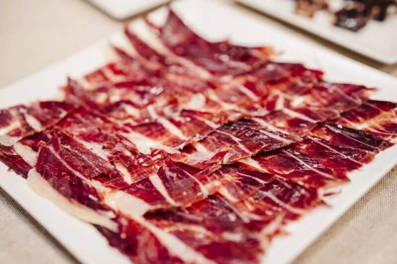 Jamón Iberico Masterclass with Wine Tasting Sagrada Familia - The Sum Up