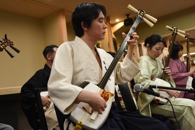 Japanaese tradtional Tsugaru Shamisen music lesson in Tokyo - What Makes This Tour Stand Out?